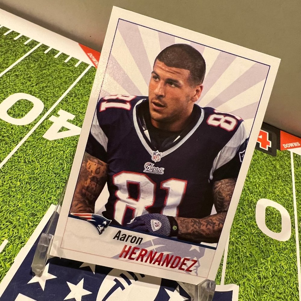 2013 Aaron Hernandez Panini sticker